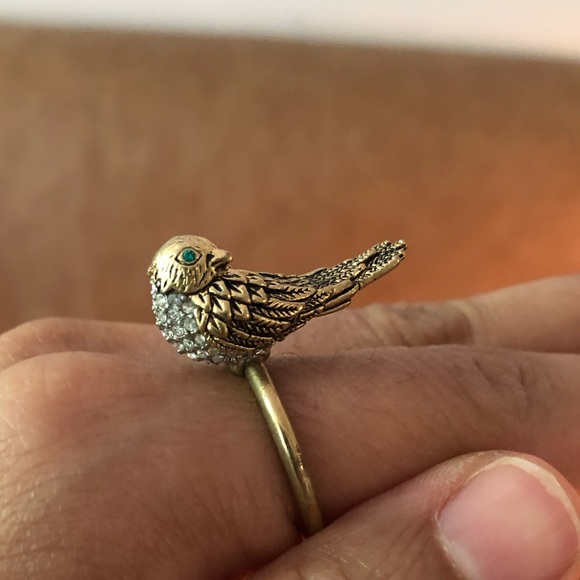 Juicy Couture Jewelry - Juicy Couture sparrow rhinestone ring